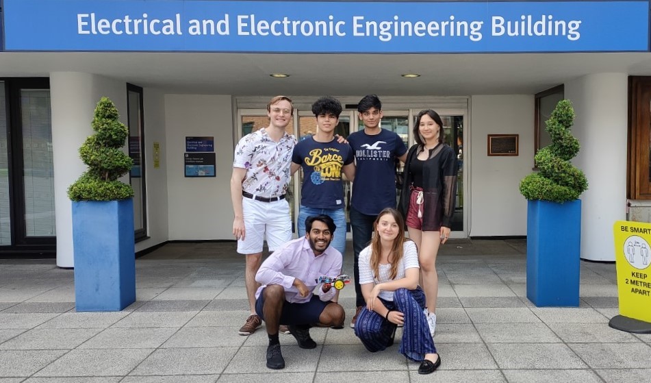 Autonomous Mars rover exploring terrain with obstacle avoidance capabilities